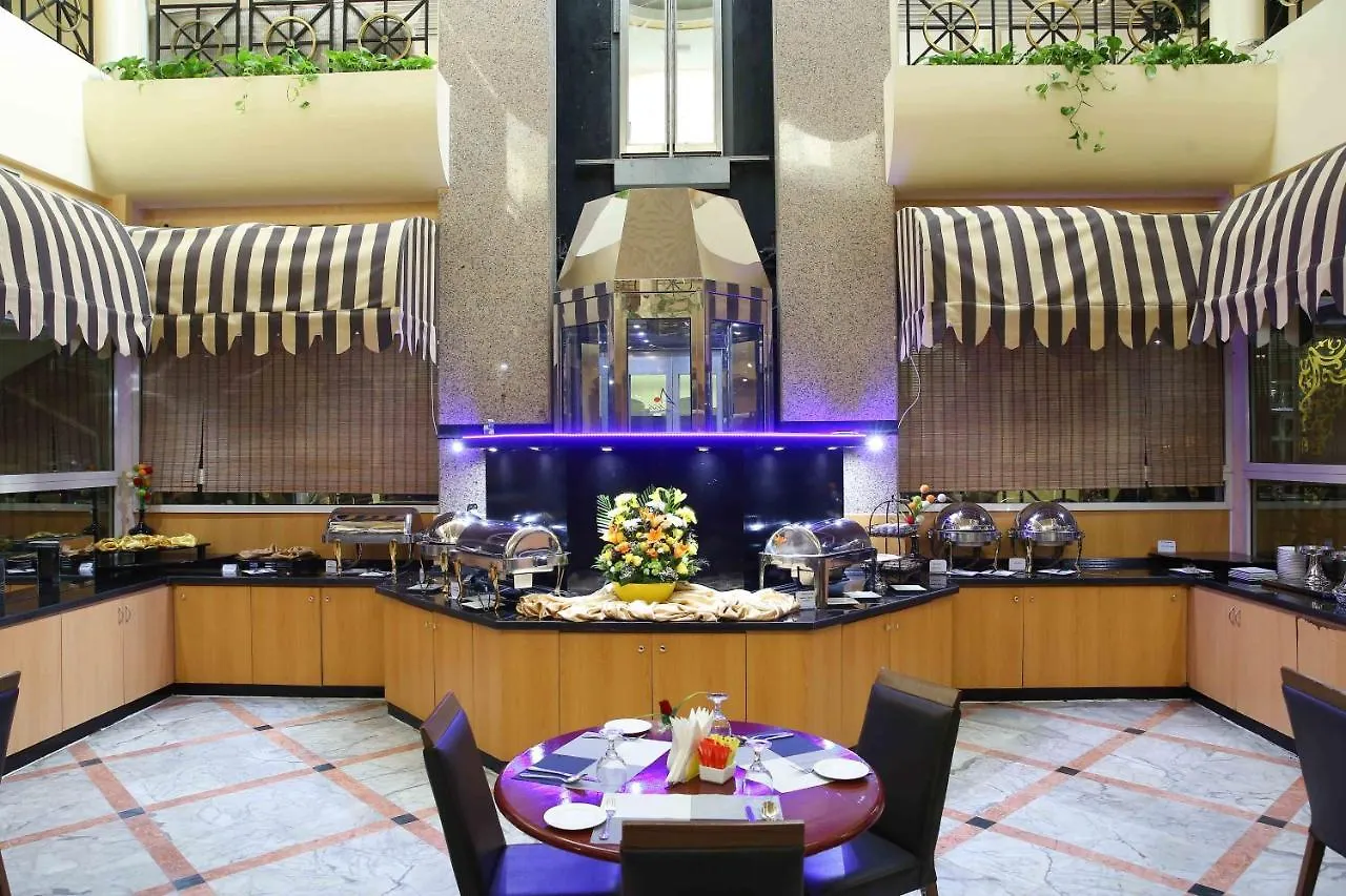 שארג'ה Al Seef Hotel