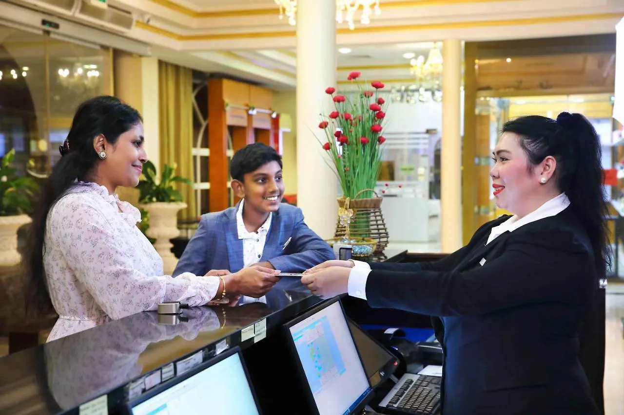 שארג'ה Al Seef Hotel 3*,